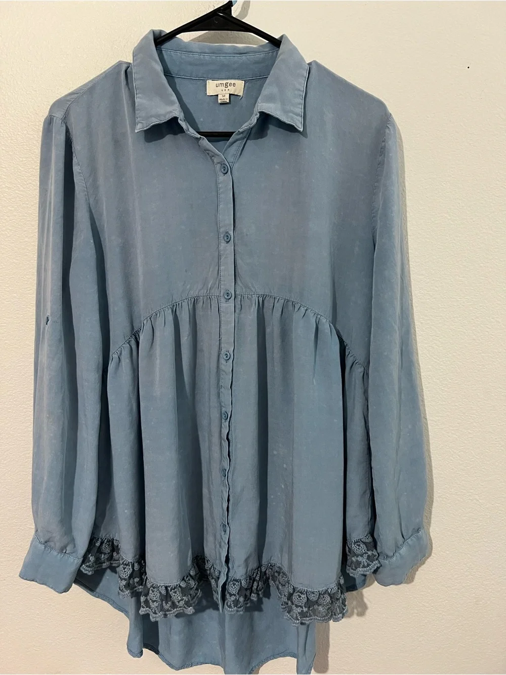 Umgee Dusty Blue Button-Front Baby doll Peplum Tunic with Lace Hem - Picture 5 of 16